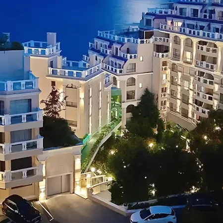 Golden Sands La Апартаменты *