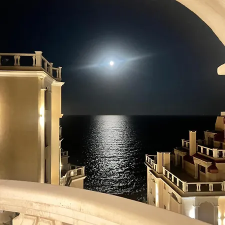Golden Sands La Апартаменты Варна